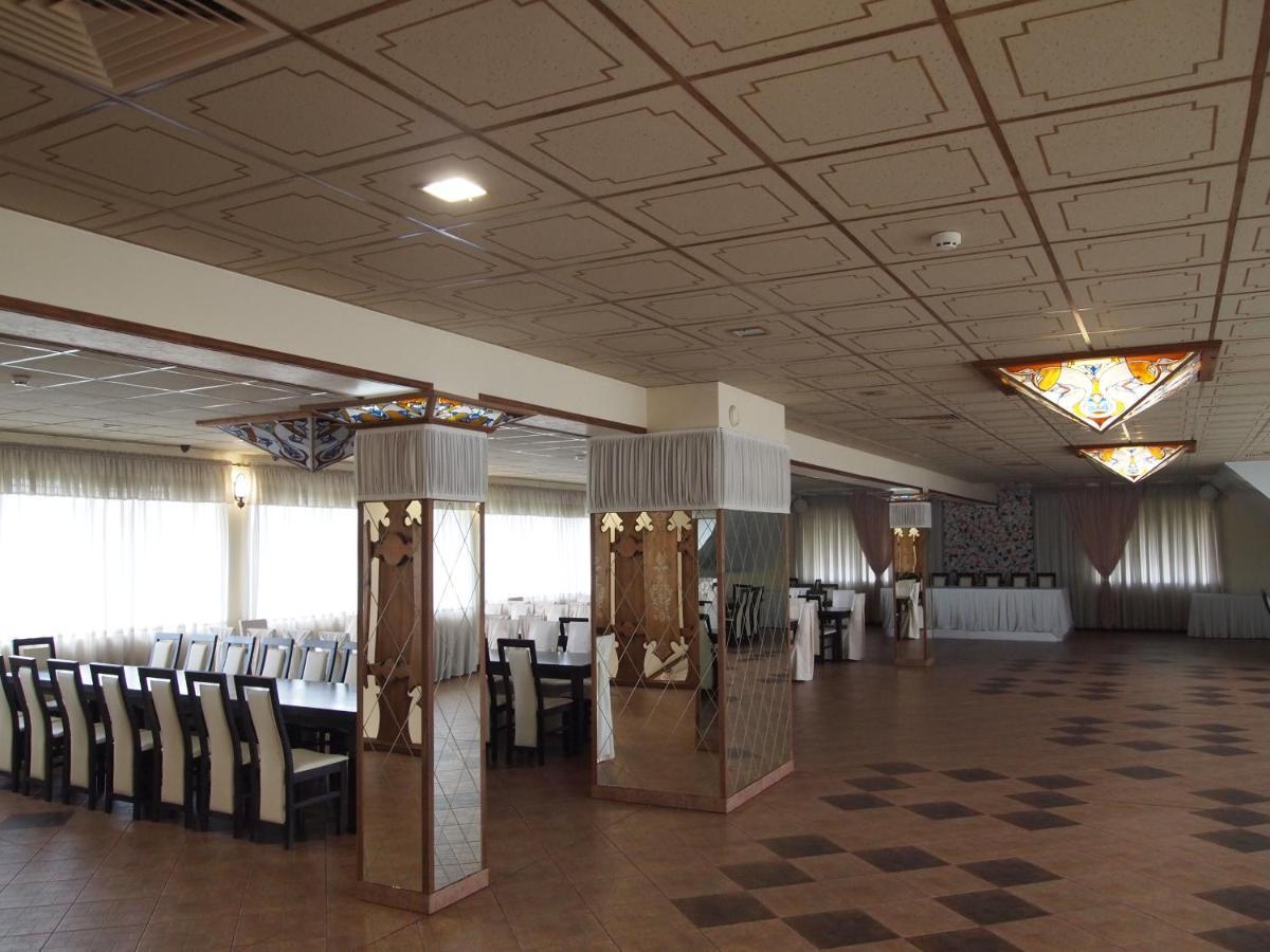 Vyshkove Tulipan Hotel Aquapark מראה חיצוני תמונה