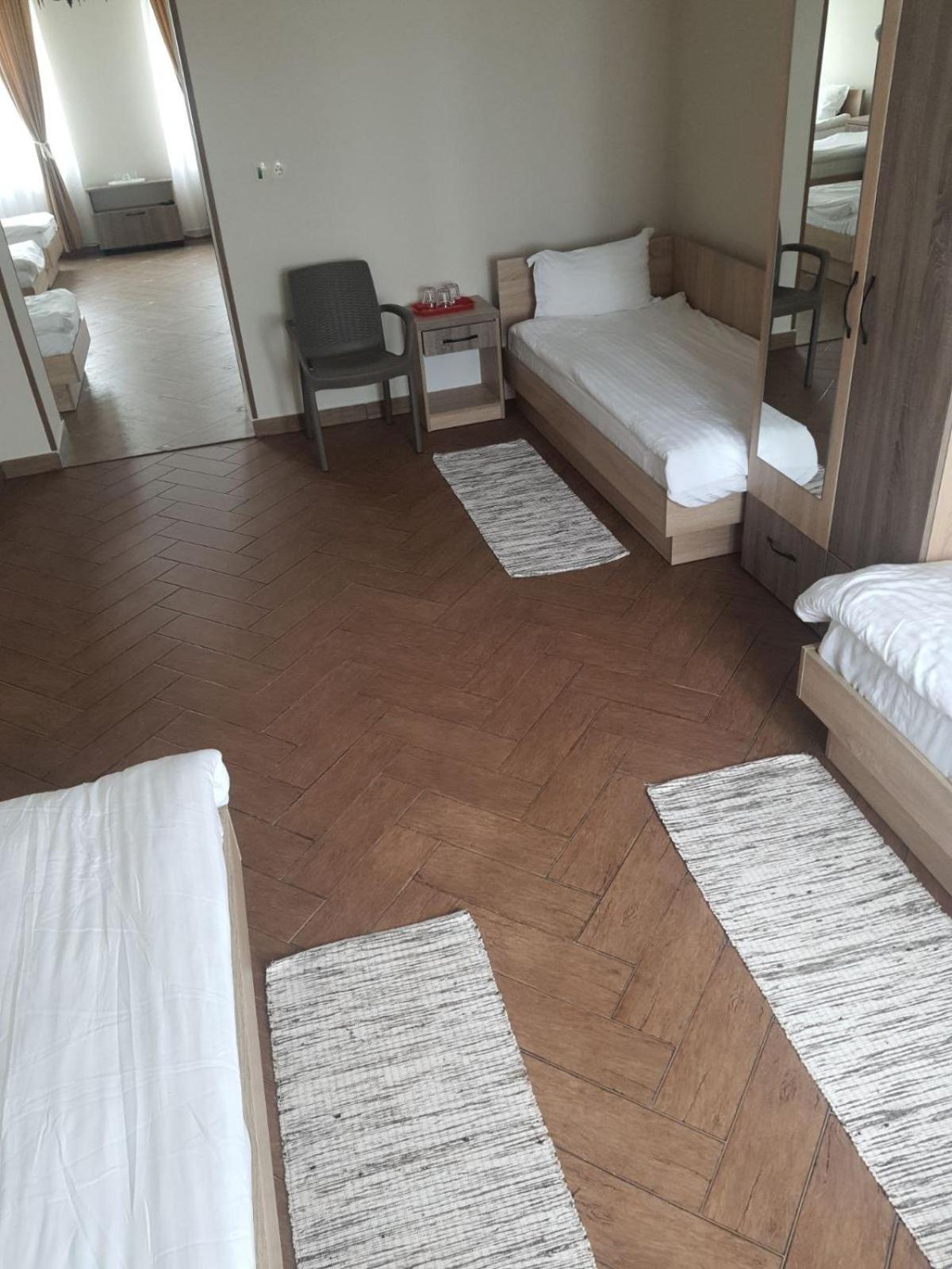 Vyshkove Tulipan Hotel Aquapark מראה חיצוני תמונה